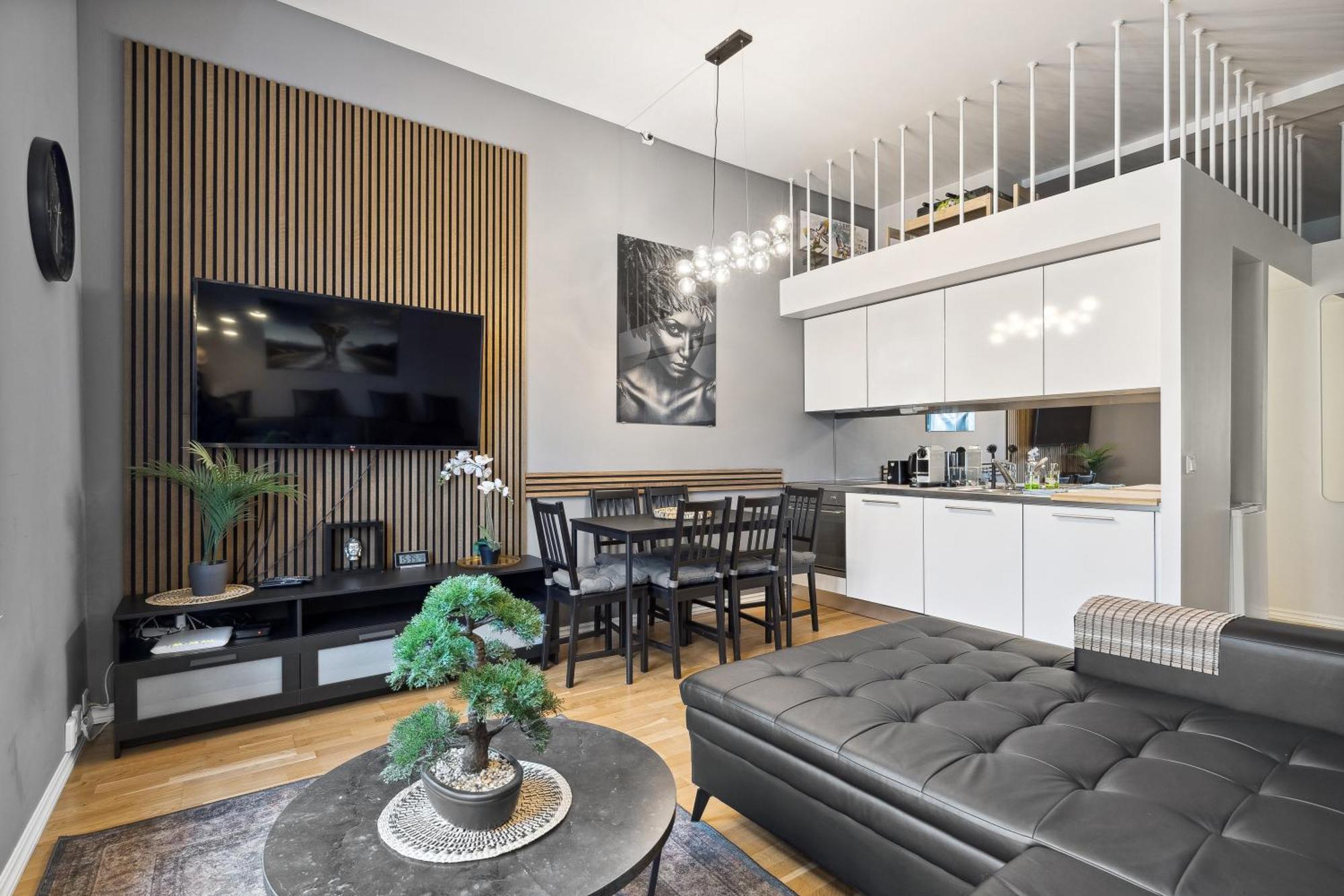 Spacious & Stylish In - Supercentral